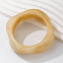 Pulseira Vintage Punk em Acrílico – Castanho Café, Geométrica e Irregular, Bracelete Larga para Mulher e Homem