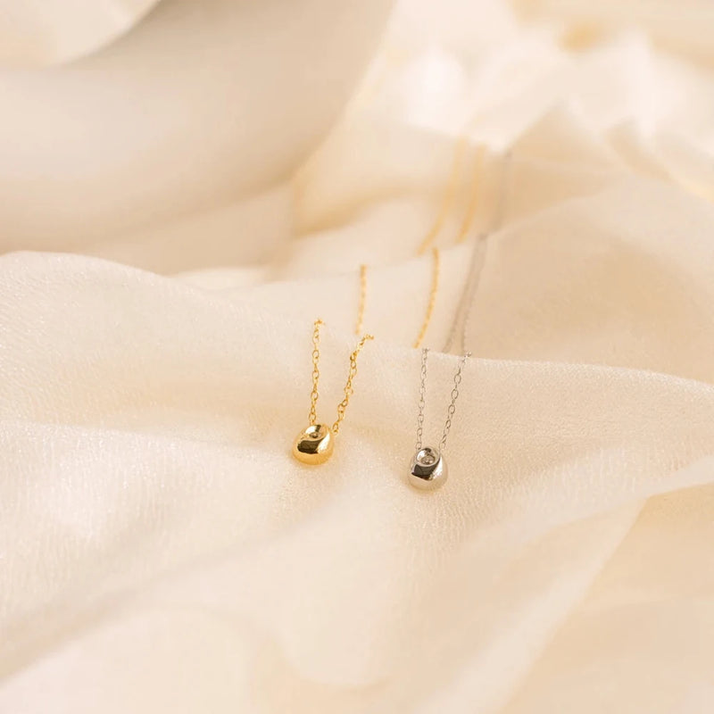 Colar Feminino eManco em Aço Inoxidável Banhado a Ouro – Pendente Gota de Água Ajustável