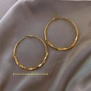 Argolas Grandes em Dourado ou Prateado – Brincos Trendy e Simples para Mulher