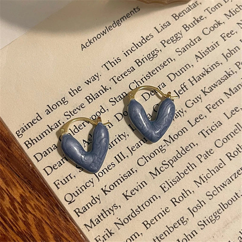 Brincos Geométricos Irregulares em Metal – Design Minimalista e Moderno para Mulher