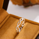 Anel Aberto em Prata 925 – Design Entrançado Oco com Detalhe Cruzado, Elegante e Ajustável