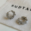 Brincos Geométricos Irregulares em Metal – Design Minimalista e Moderno para Mulher